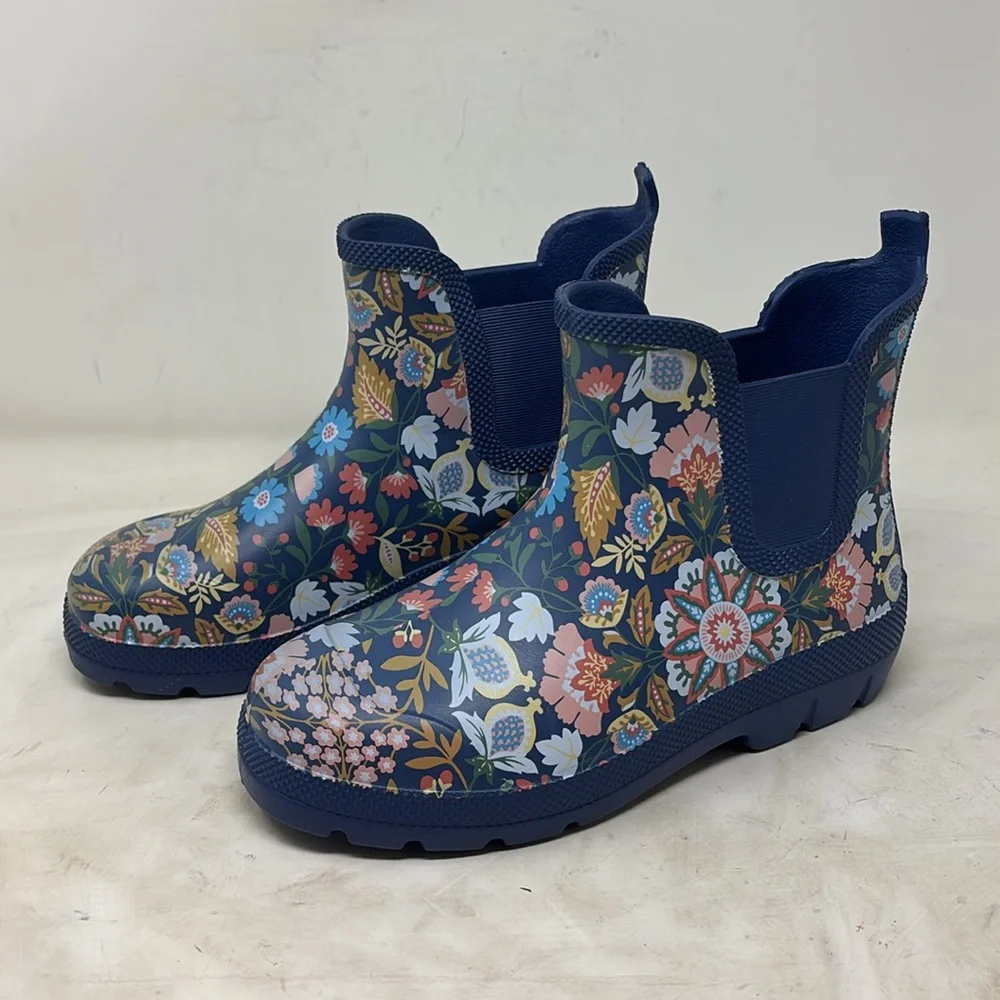 Vera Bradley floral rain boots - Picture 3 of 5